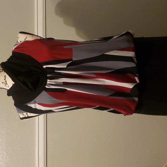 Sleeveless blouse - Picture 2 of 2